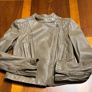 Ann Taylor Taupe/ olive color  Leather Jacket, size XS, great looking jacket